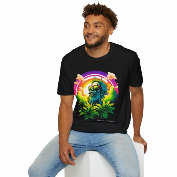 Urban Ganjalover T-Shirt – Bold Streetwear Vibes VibeCurb – Streetwear Redefined 5